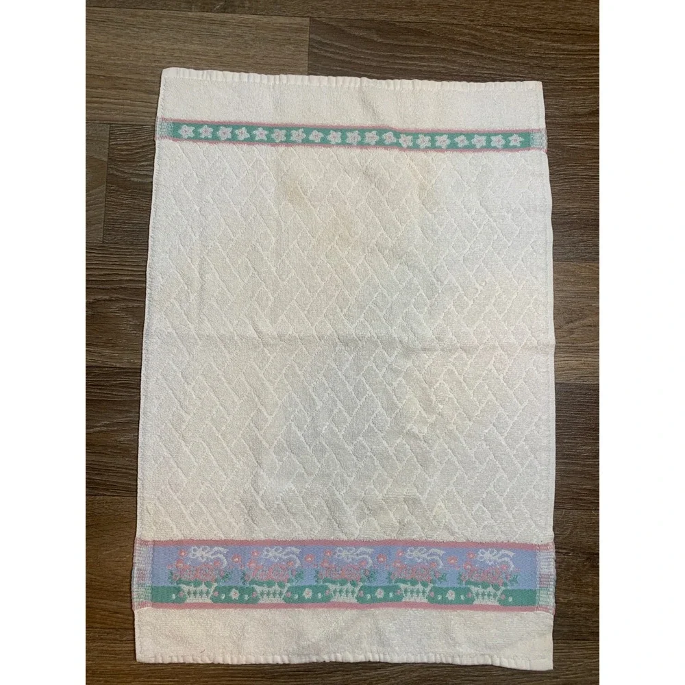 Vintage Utica Grandmacore Towel Set of 3 100% Cotton Made in USA White 80s